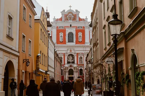 Old Town Street 4K Wallpaper · architecture · 3840×2560