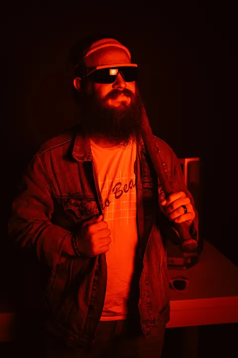 Synthwave Handy-Hintergrundbild · retro · 1440×2160