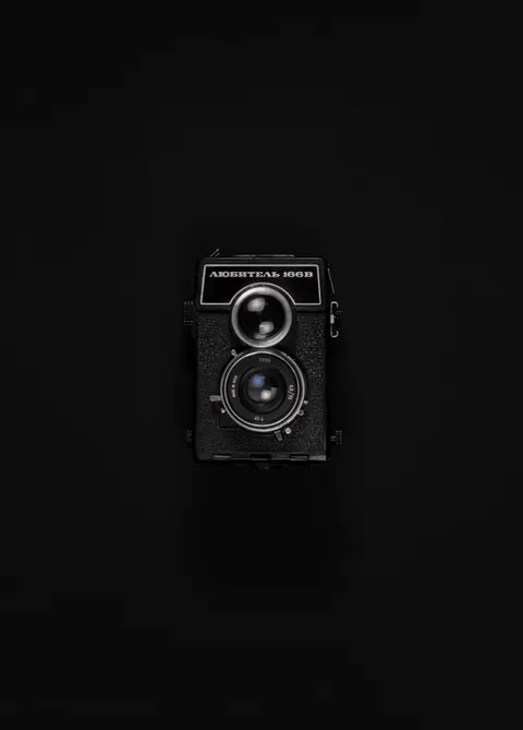 Vintage Camera Phone Wallpaper · retro · 1440×2007