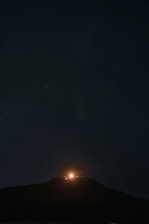 Fondo de Pantalla para Móvil Silueta Nocturna · amoled · 1440×2160