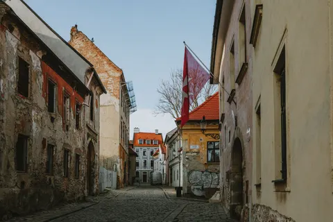 Fond d'écran Rue de la vieille ville 4K · architecture · 3840×2560