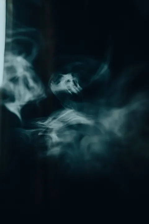 Fondo de Pantalla para Móvil Humo Negro · amoled · 1440×2160
