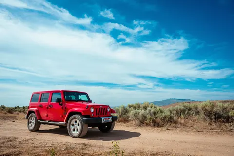 Arazi Aracı 4K Duvar Kağıdı · cars · 3840×2560