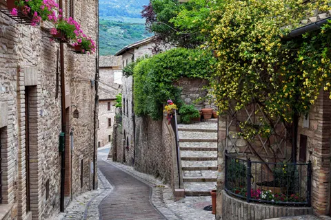 Old Town Street 4K Wallpaper · architecture · 3840×2560