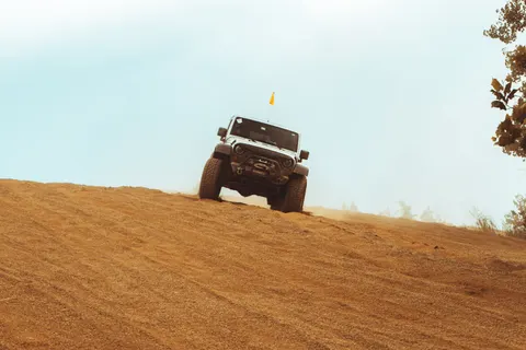 Arazi Aracı 4K Duvar Kağıdı · cars · 3840×2563