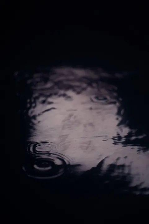 Fondo de Pantalla para Móvil Agua Oscura · amoled · 1440×2160