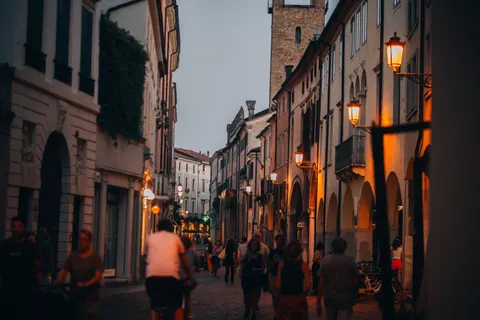 Altstadtgasse 4K Hintergrundbild · architecture · 3840×2560