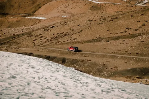 والپیپر آفرود با کیفیت 4K · cars · 3840×2560