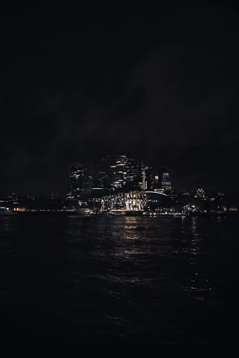 Fondo de Pantalla para Móvil Agua Oscura · amoled · 1440×2160