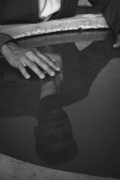 Dark Water Phone Wallpaper · amoled · 1440×2160