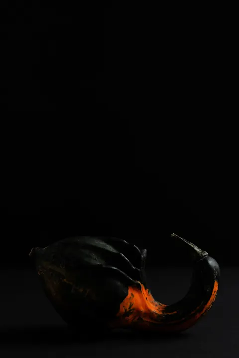 Fond d'écran mobile Objet dans le Noir · amoled · 1440×2160