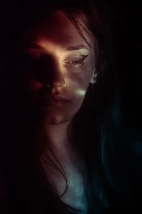 Shadow Play Phone Wallpaper · amoled · 1440×2160