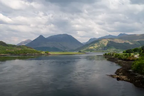 Scottish Highlands 4K Wallpaper · nature · 3840×2555