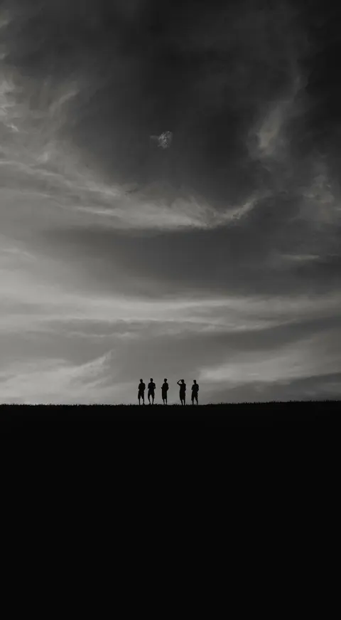 High Contrast Phone Wallpaper · amoled · 1440×2614