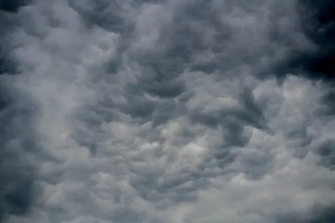 Dunkler Sturm 4K Hintergrundbild · dark · 3840×2561