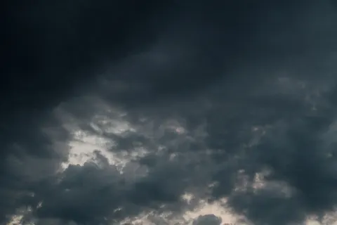 Dunkler Sturm 4K Hintergrundbild · dark · 3840×2560