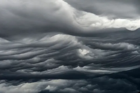 Sfondo Tempesta Oscura 4K · dark · 3840×2563