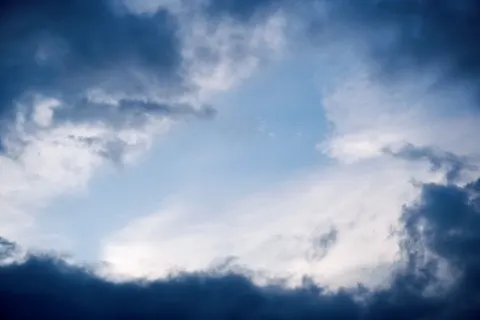 Dunkler Sturm 4K Hintergrundbild · dark · 3840×2560