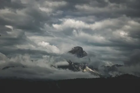 Dark Mountains 4K Wallpaper · dark · 3840×2560