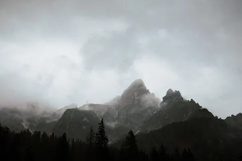 Dark Mountains 4K Wallpaper · dark · 3840×2560