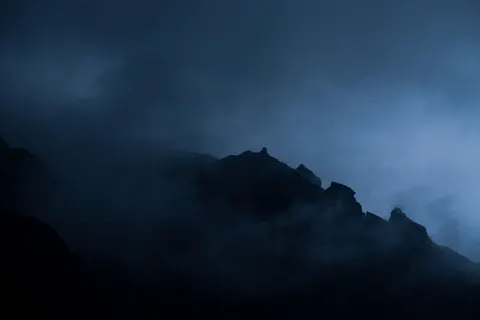 Dark Mountains 4K Wallpaper · dark · 3840×2560