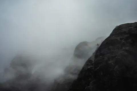Dark Mountains 4K Wallpaper · dark · 3840×2560