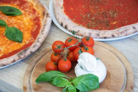 Pizza 4K-achtergrond · food · 3840×2560