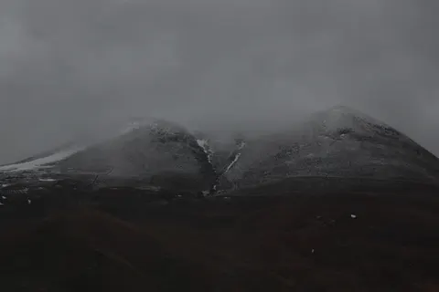 Dark Mountains 4K Wallpaper · dark · 3840×2560