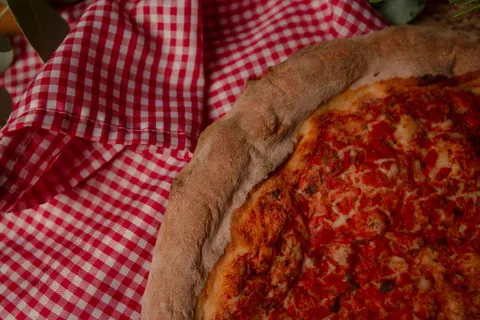 والپیپر پیتزا با کیفیت 4K · food · 3840×2563