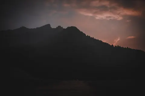 Dark Mountains 4K Wallpaper · dark · 3840×2560