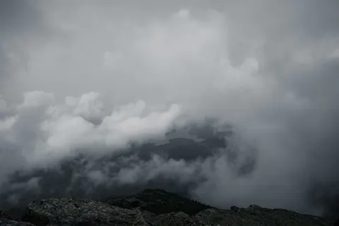 Dark Mountains 4K Wallpaper · dark · 3840×2560