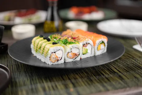 Sushi 4K Wallpaper · food · 3840×2560