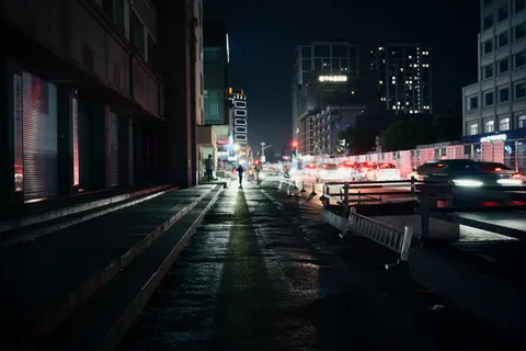 Neon City 4K Wallpaper · neon · 3840×2560