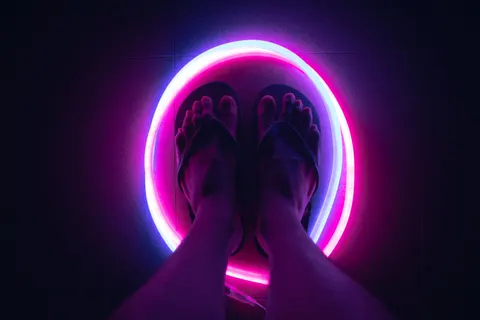 Neon Lights 4K Wallpaper · neon · 3840×2560