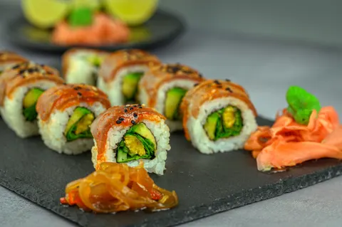 寿司 4K壁纸 · food · 3840×2555