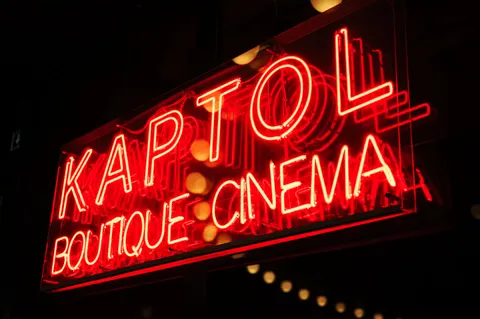 Neon Sign 4K Wallpaper · neon · 3840×2555