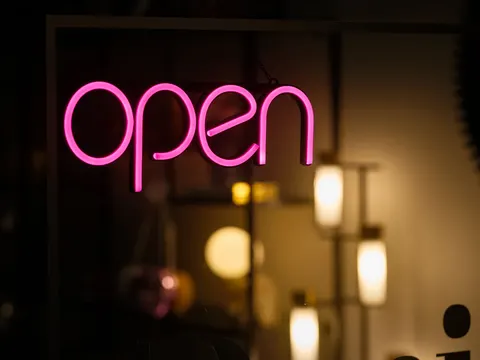 नियॉन साइन 4K वॉलपेपर · neon · 3840×2880