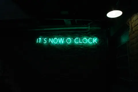Neon Sign 4K Wallpaper · neon · 3840×2560