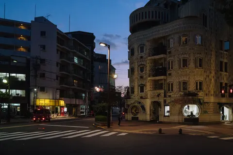 Sfondo Tokyo al Neon 4K · neon · 3840×2561