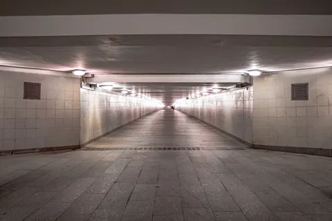 Neon Tunnel 4K Wallpaper · neon · 3840×2560