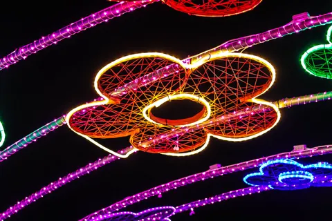 والپیپر تونل نئونی با کیفیت 4K · neon · 3840×2560