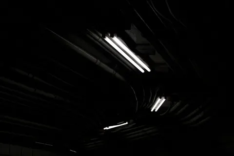 Neon Tunnel 4K Wallpaper · neon · 3840×2560