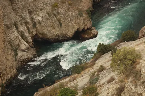 Canyon River 4K Wallpaper · nature · 3840×2560