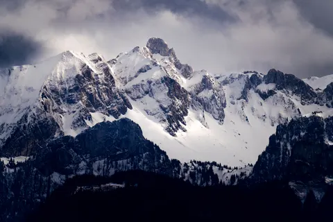 Sfondo Montagne Invernali 4K · winter · 3840×2560