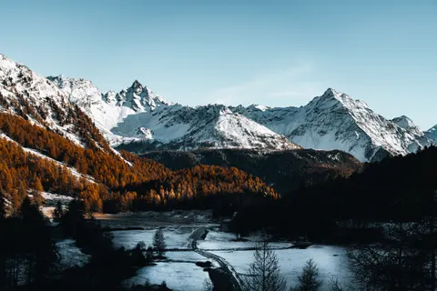 Winter Mountains 4K Wallpaper · winter · 3840×2560