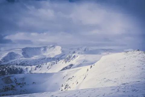겨울 산맥 4K 배경화면 · winter · 3840×2560