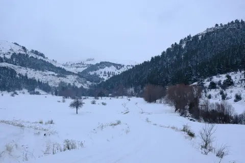Winter Mountains 4K Wallpaper · winter · 3840×2560