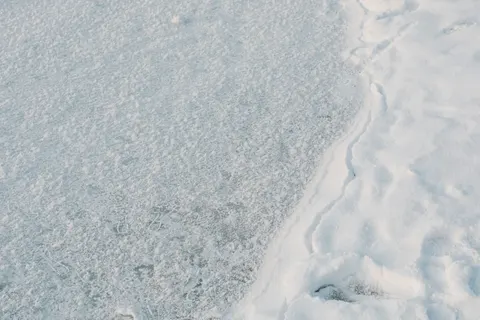 Hình nền Hồ Mùa Đông 4K · winter · 3840×2560