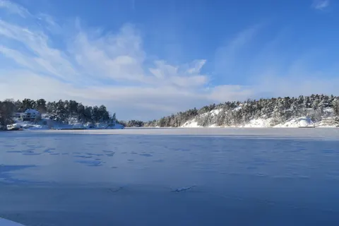 Обои Зимнее озеро 4K · winter · 3840×2560