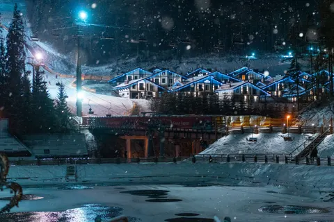 降雪 4K壁紙 · winter · 3840×2560